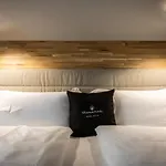 Bach Boutique 4*