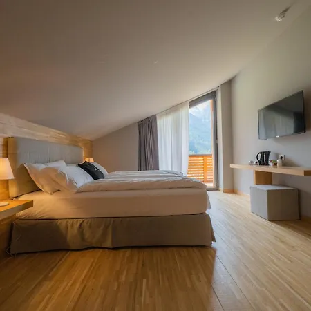 Bach Boutique 4*